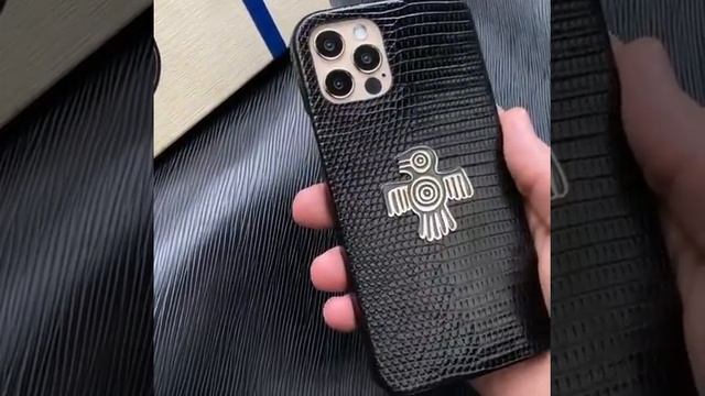 Эксклюзивный чехол из кожи игуана с логотипом из серебра Mobcase 1264 для iPhone 12 Pro смотреть онлайн