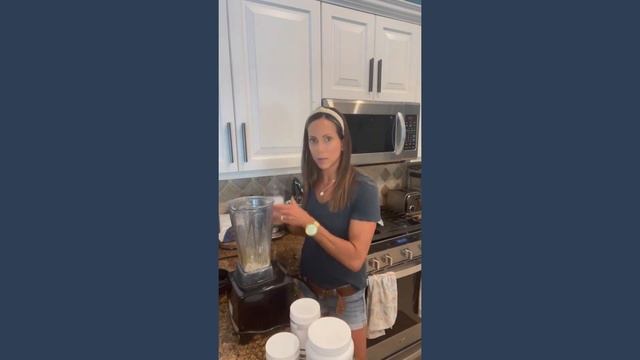 LiveGood Organic Protein Smoothies And Pancakes With The Goodkins! #livegood смотреть онлайн