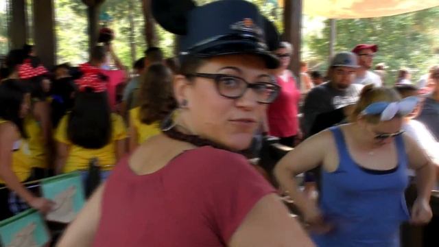 Sara gets soaked on Grizzly River Run | 07-08-17 Pt. 2 [DL] смотреть онлайн
