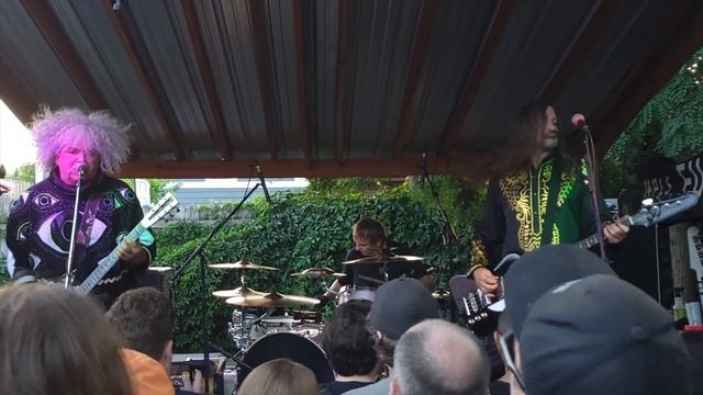Melvins "Anaconda" @ Grumpy's Northeast 07.08.22 смотреть онлайн