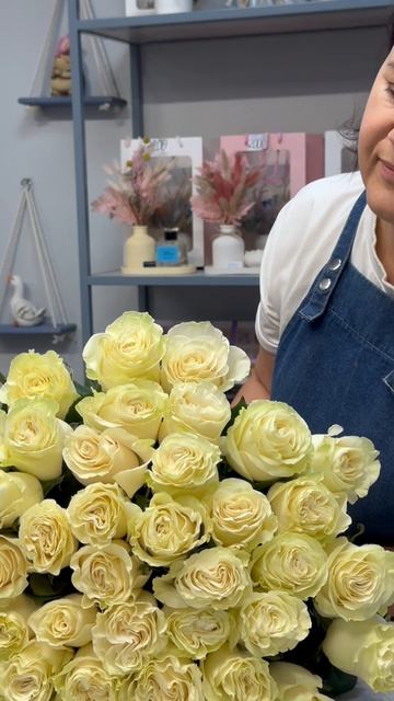 Букет из 51 розы в следующем недельном видео смотреть онлайн