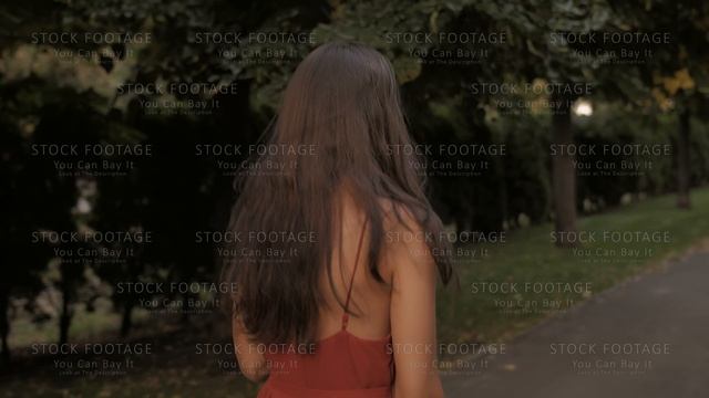 Fashion woman portrait in red dress. Walking girl смотреть онлайн