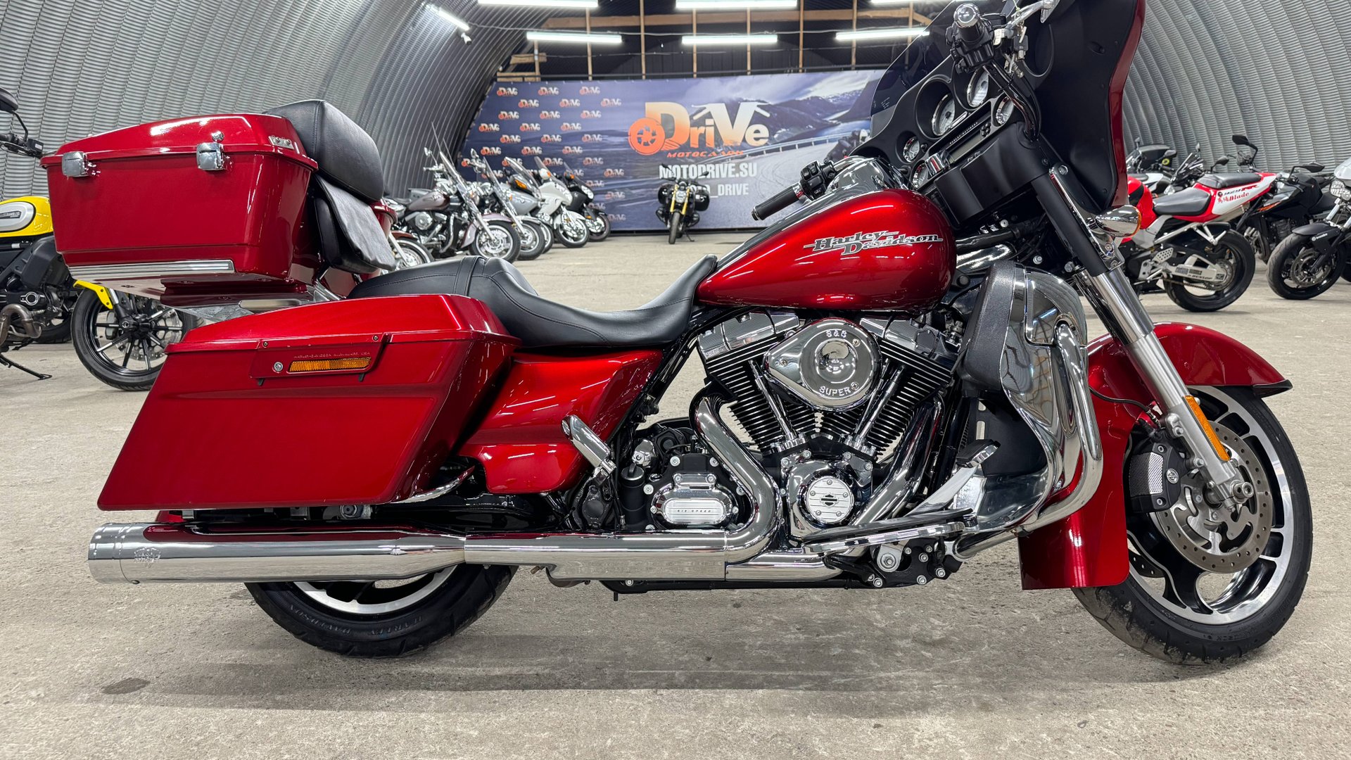 Обзор Harley-Davidson FLHX1690 Street Glide |В НАЛИЧИИ| смотреть онлайн