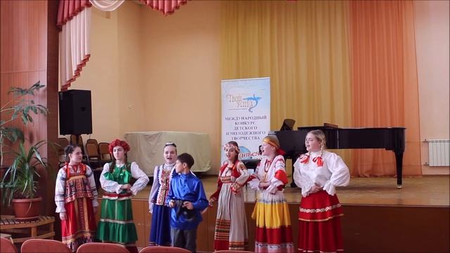 ОФА "Жемчужинка" (старшая группа) р.н.п. "Наш чеботарь" смотреть онлайн