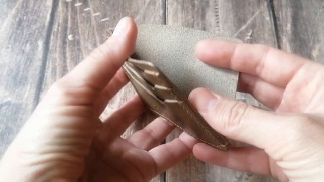КАРТХОЛДЕР С ЛОГОТИПОМ ИЗ НАТУРАЛЬНОЙ КОЖИ РУЧНАЯ РАБОТА ОБЗОР смотреть онлайн