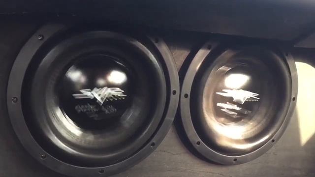 2 SKAR Audio EVL 10's смотреть онлайн