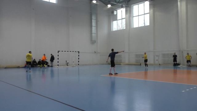 ФК "Золотые купола" - ФК "ПЛ 36" - 1 тайм смотреть онлайн