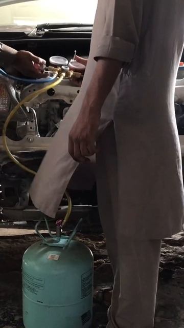 How to fill gas in compressor #smfacts #smshorts #smgadgets #showbis #fatehpur #Shorts смотреть онлайн
