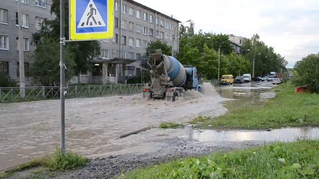Потоп на Полевой 17 июля 2013 года смотреть онлайн