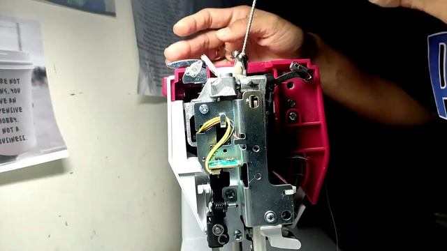 Bernette Sew and Go 8 | Quick Cleaning & Oiling of Bernette Sewing Machine смотреть онлайн