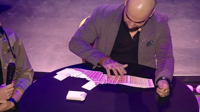 Andrei Duduc, mentalistul care a băgat spaima în juriu, a revenit la iUmor смотреть онлайн
