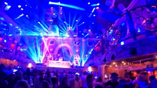 ARMANIA - Best Nightclub in PHUKET !! #thailand #nightlife смотреть онлайн