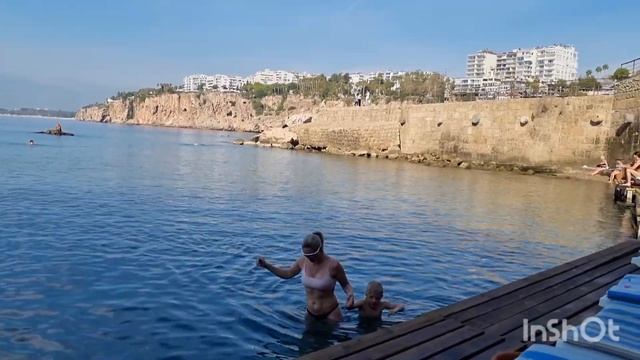 Пляж Mеrmеrli. Вечерние посиделки ☺️☺️ смотреть онлайн