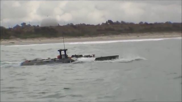 BAE Systems - SuperAV 8X8 Marine Personnel Carrier (MPC) Coastal Testing [720p] смотреть онлайн