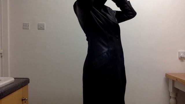 ASMR Mummy Under Cover Agent Wears Leather Trench Coat and Gloves - No Talking, Pure Sounds смотреть онлайн