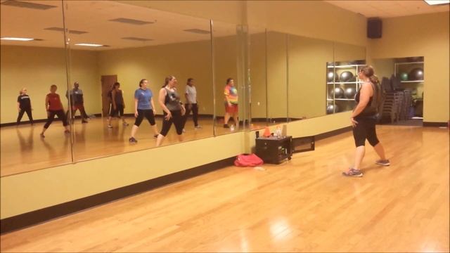 Anaconda - Zumba with Carmen Matheny смотреть онлайн