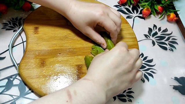 Такое вкусное блюдо покорило миллион сердец.Сьедаем сразу семья в восторге. смотреть онлайн