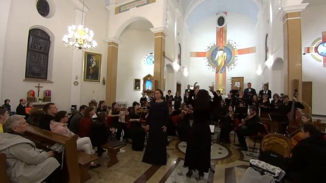 Chór MEDICANTUS OIL w Warszawie i Orkiestra WUM - F. Lopez - Vierge Marie смотреть онлайн