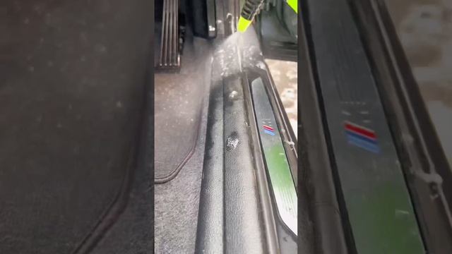 Check out this detailed maintenance clean on this BMW! смотреть онлайн