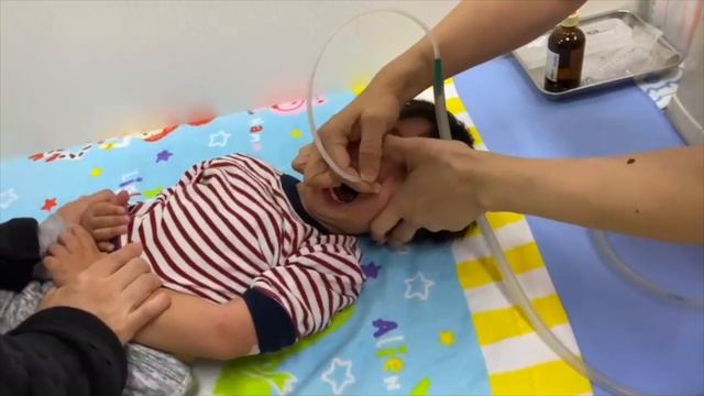 Runny nose suction【鼻水が止まらない💦】 смотреть онлайн