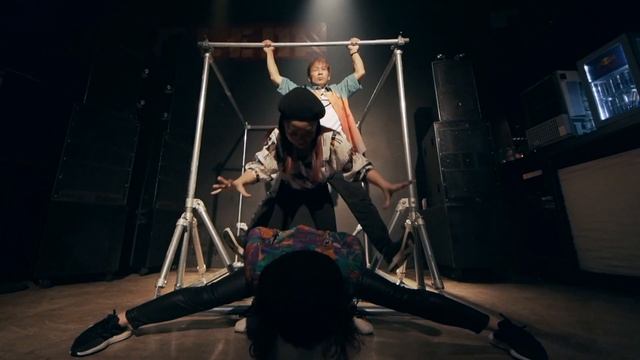 AIRFOOTWORKS Show feat.NEO-Geisha смотреть онлайн