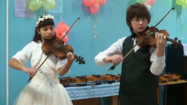 Дж. Торелли. Концерт для двух скрипок a moll. I часть. смотреть онлайн