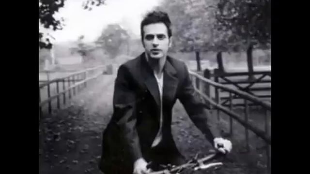 Teoman  Sevdim Seni Bir Kere ... !