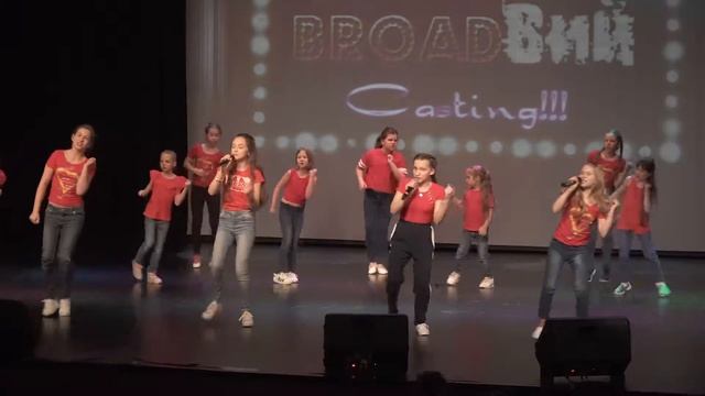 Младшая театральная группа, "Привет, Лето!", Концерт "BroadВий" 06.05.2018 смотреть онлайн
