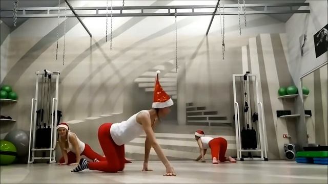 Strip Plastic / Happy New Year смотреть онлайн