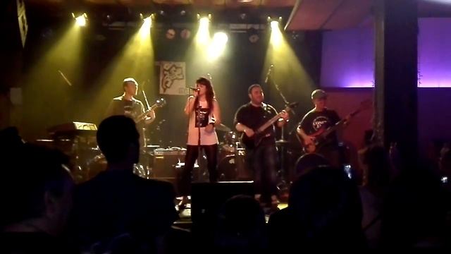 Mala Gestión - Embrujada, Salamandra 2 смотреть онлайн