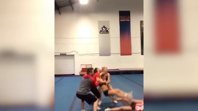 Это один из способов сделать это! 🤣🤣 _ Самые смешные фейлы смотреть онлайн