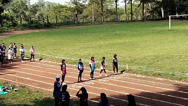 POPDA Kabupaten Wonosobo : Atletik Lari 80 m : semangat mb Nisa Latifa...! di Kalianget Wonosobo смотреть онлайн