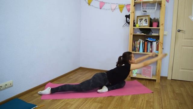 Наклоны в полушпагате смотреть онлайн