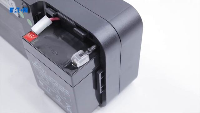 How-to change the UPS's Battery in an Eaton 3S 550VA IEC sockets UPS смотреть онлайн
