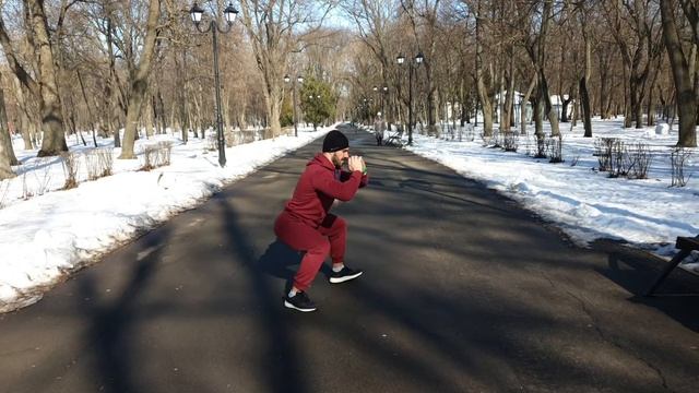 Прыжки из положения сидя + ходьба назад в полтора смотреть онлайн