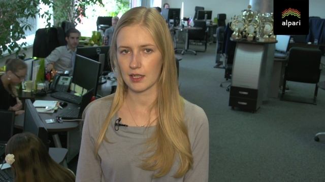 Рубль укрепляется по отношению к доллару и евро смотреть онлайн