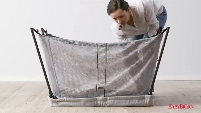 BabyBjorn Light - łóżeczko turystyczne смотреть онлайн