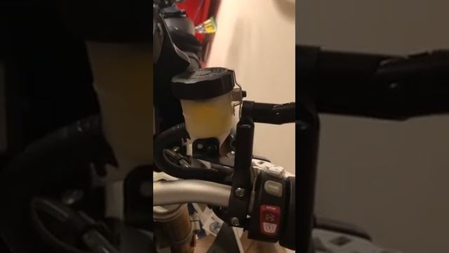 BMW S1000R Rizoma Elisse mirror install смотреть онлайн