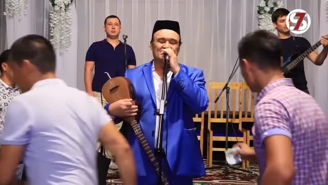 Rustam G'oipov - Kel ey Soqiy (To'yda jonli ijro) смотреть онлайн