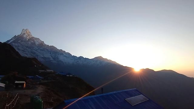 ☀ Рассвет в Гималаях — потрясающее зрелище. смотреть онлайн