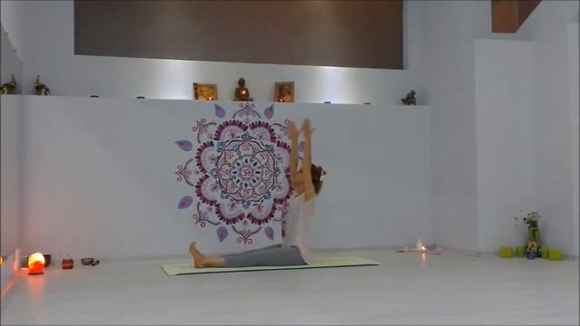 Intermediate Flexible Yoga Part I смотреть онлайн
