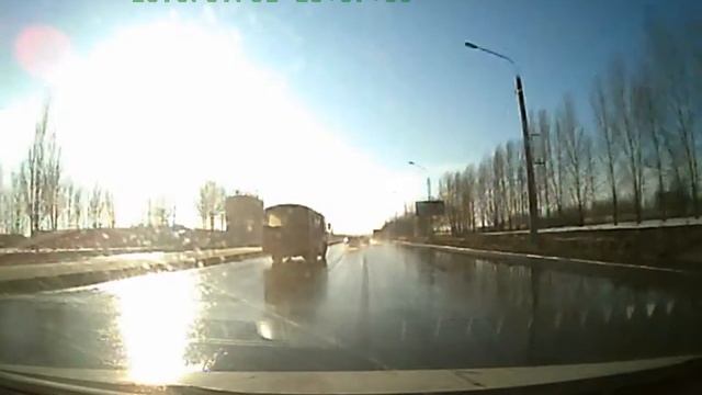 мудаки на дороге смотреть онлайн