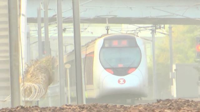 [HD] The MTR Northbound EMU SP1900 train pass the Tong Hang смотреть онлайн