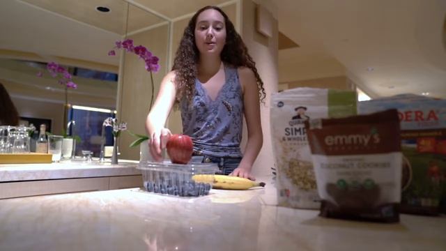 VEGAN TEEN TRAVEL SNACKS - BELLA POPA смотреть онлайн