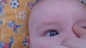 Массаж слезного канала