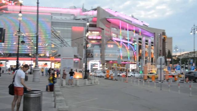 Движуха на Киевском вокзале Москвы смотреть онлайн