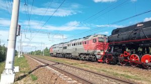 Тепловоз 2ТЭ116У-0211 с паровозами ЛВ-0182,П36-0027,СУ-213-58