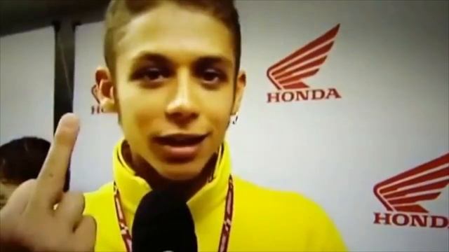 VAI VALE VAI!! Canzone tributo a Valentino Rossi смотреть онлайн