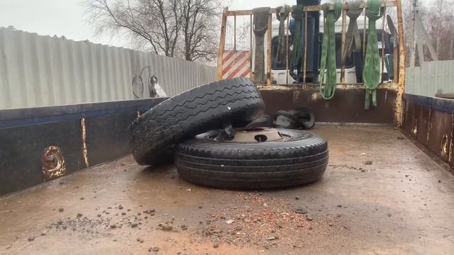 Приехал тнвд с ремонта. Ставим на экскаватор погрузчик. смотреть онлайн