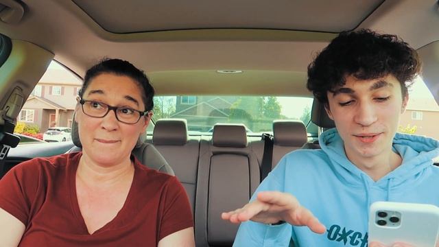 asking my MOM more questions you're too afraid to ask yours смотреть онлайн